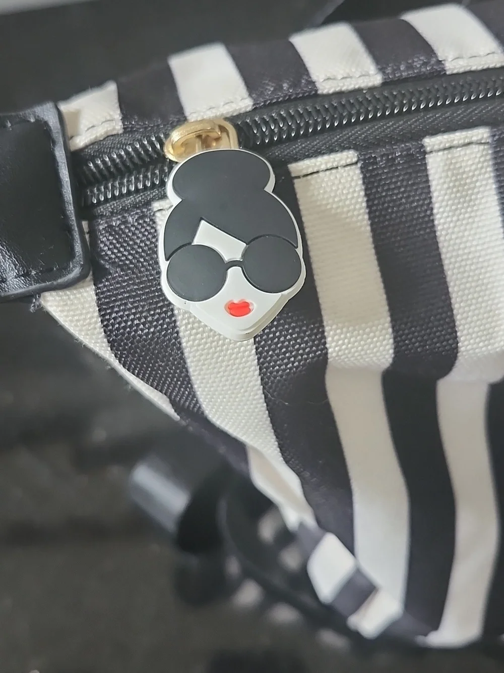 Alice + Olivia Duffle Bag In Positano Stripe